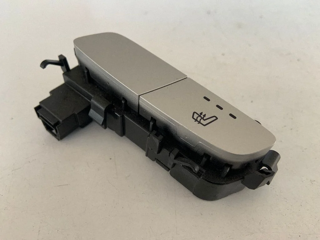 Seat heating switch A2139057502