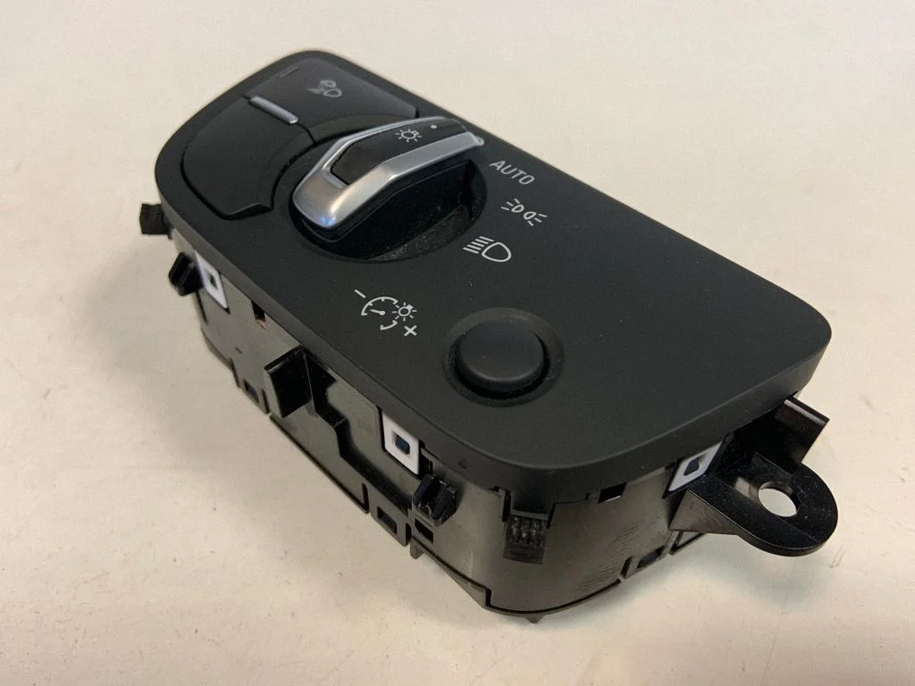 Tulede lüliti 4M0941531AK