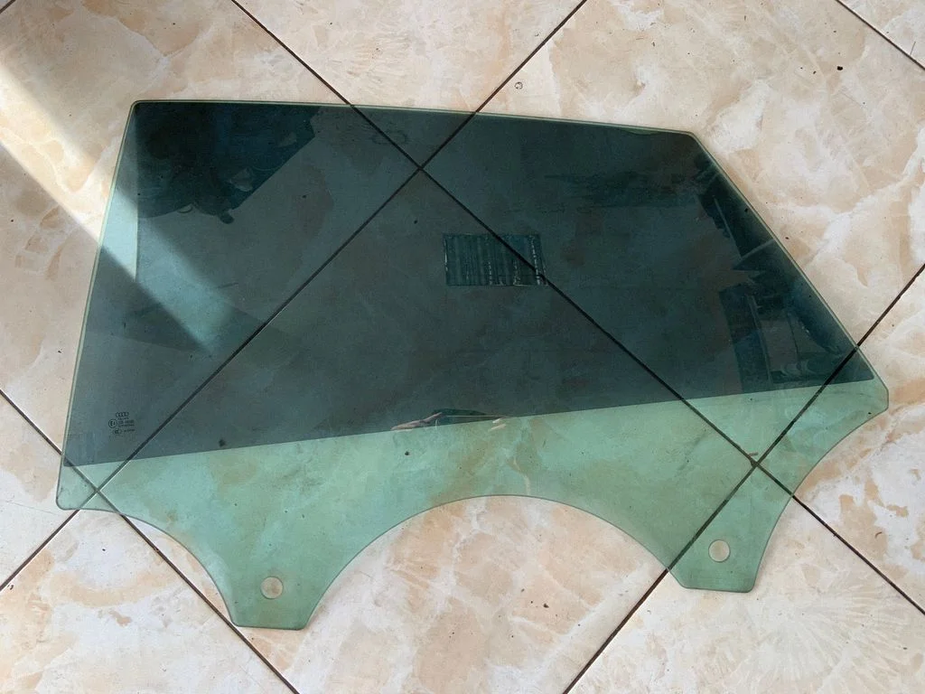 Tagaukse põhiklaas 43R00082