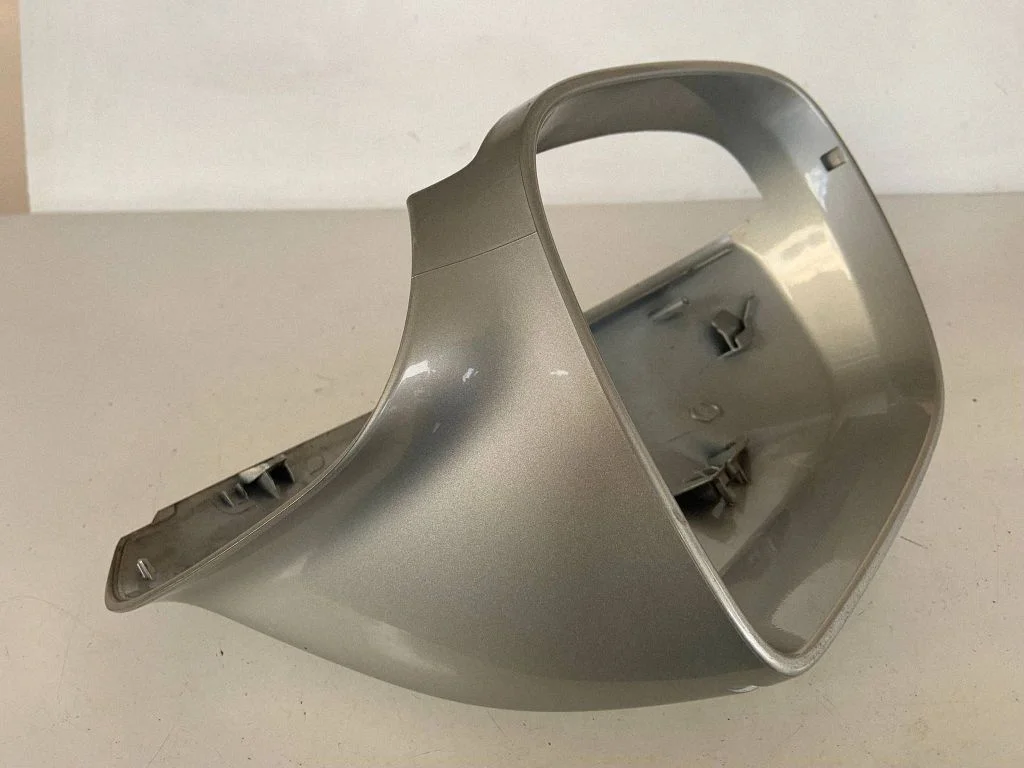 Plastic wing mirror trim cover 8R0857527