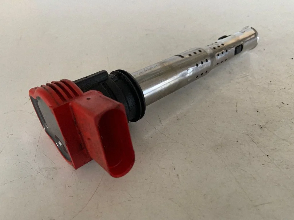 High voltage ignition coil 06E905115E
