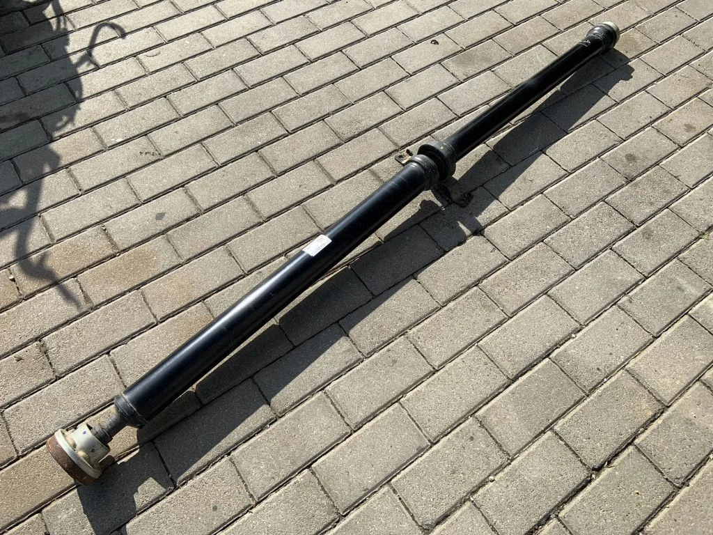 Kardaanvõll (komplekt) 4M0521101AM