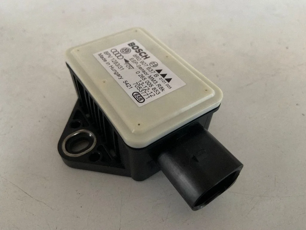 ESP acceleration yaw rate sensor 8R0907637B