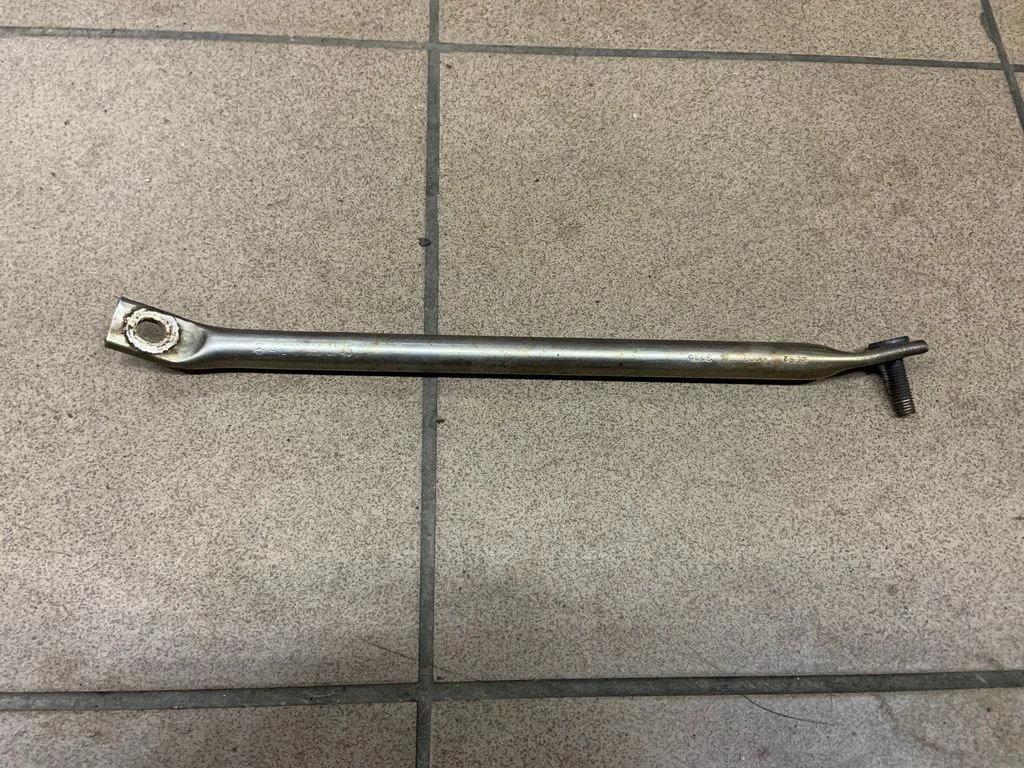 other engine part A2700960145