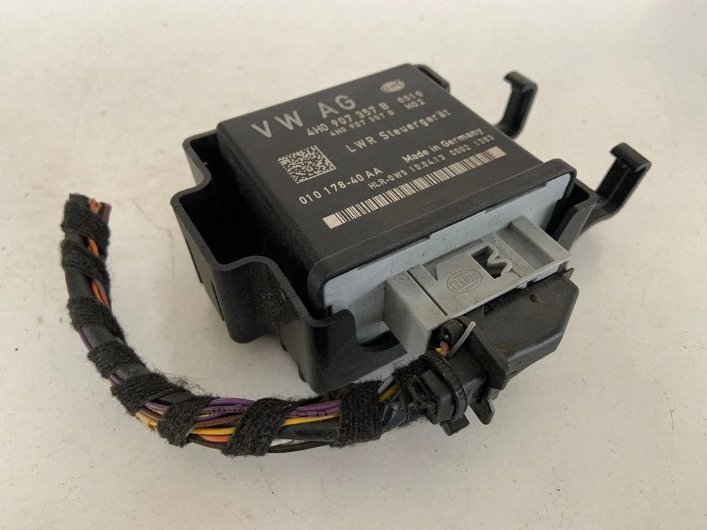 Light module LCM 4H0907357B