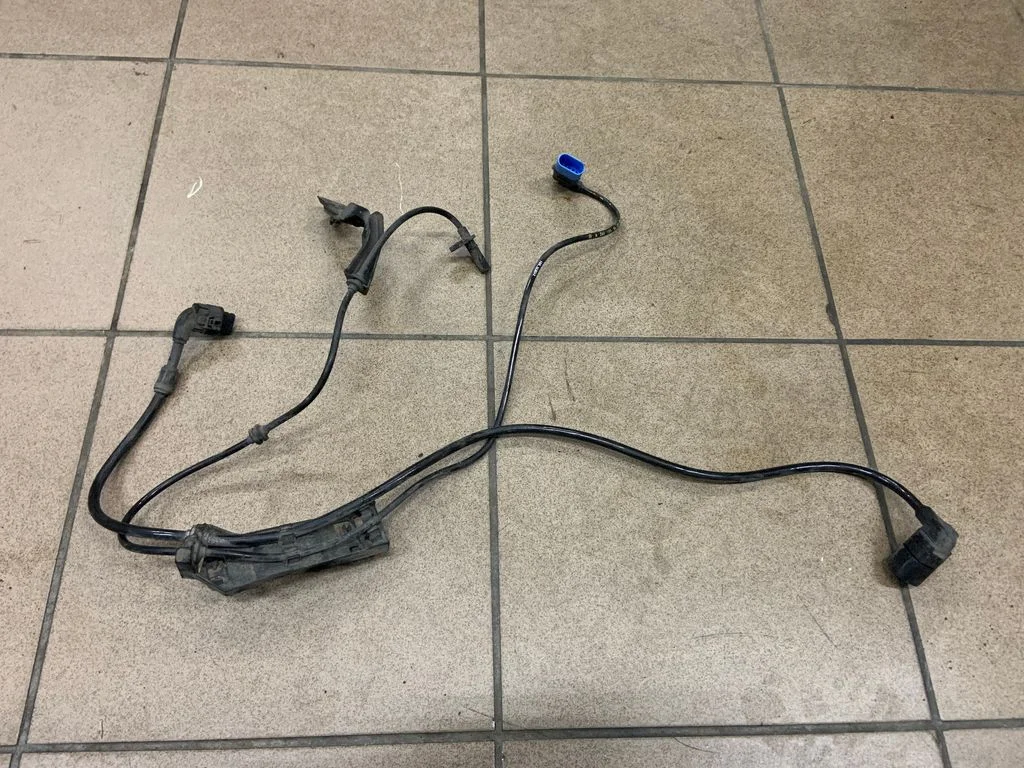 ABS rear brake sensor A2465401305