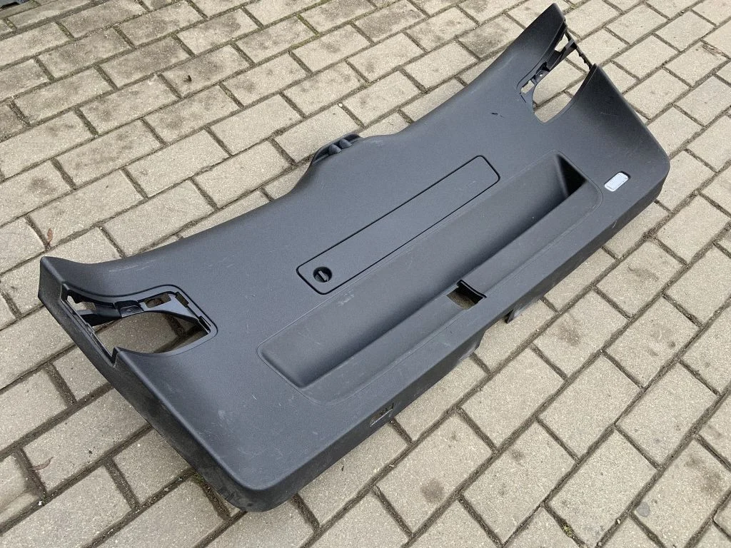 Tailgate trim – Audi Q5 SQ5 8R (2008-2017)