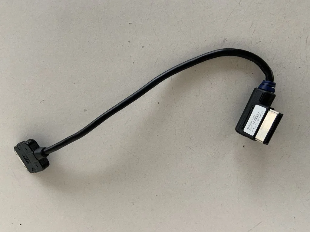 iPod connector socket – Audi Q5 SQ5 8R (2008-2017)