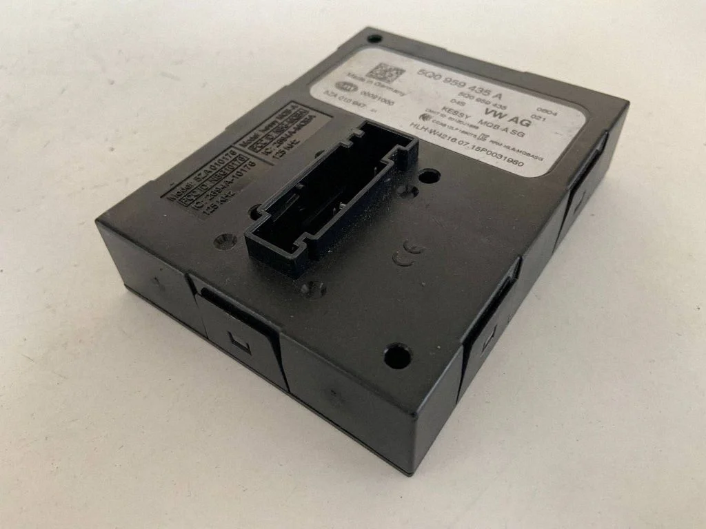 Moduł systemu bezkluczykowego KESSY (keyless) – Audi A3 S3 8V (2013-2019)