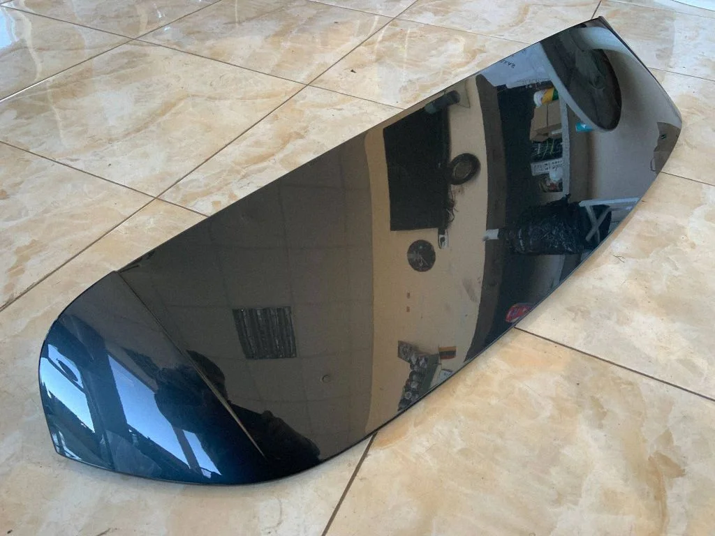 Tagaluugi spoiler 80A827933