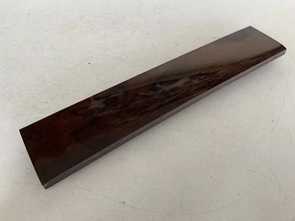 Panel trim L4H000011P
