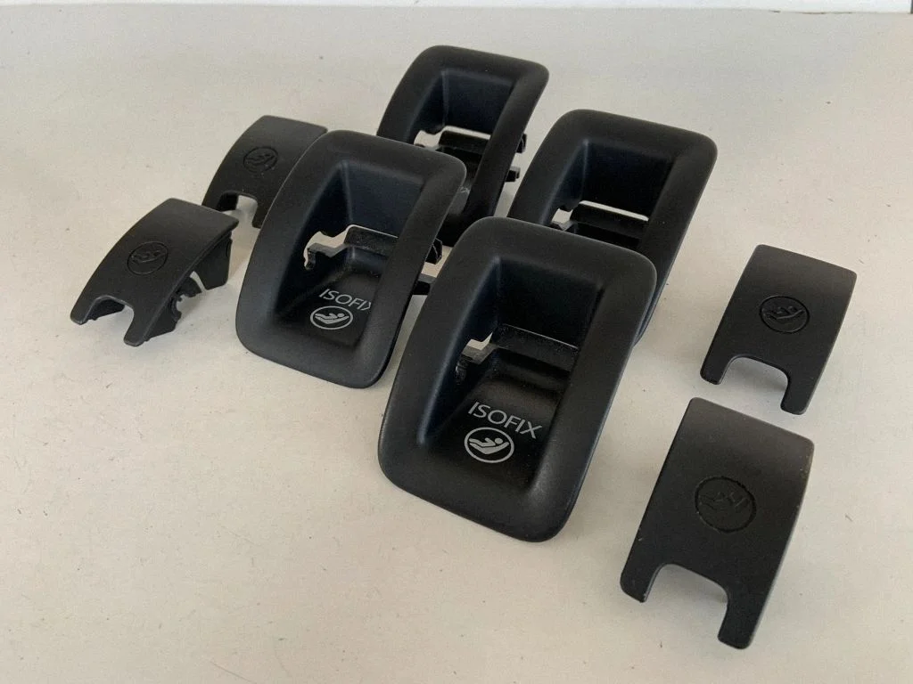 ISOFIX dangtelis