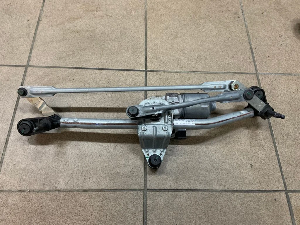 Kojameeste mehhanismi komplekt 8V1955023C