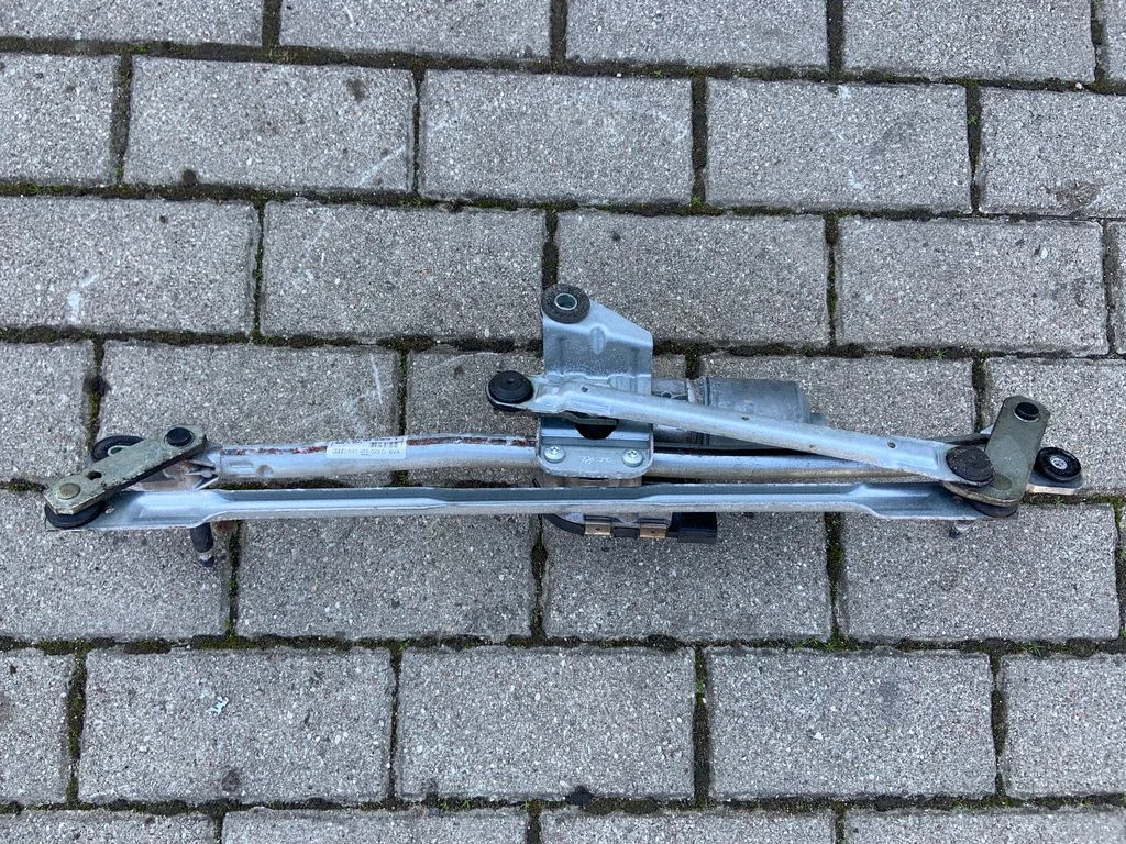 Kojameeste mehhanismi komplekt 8R1955023D