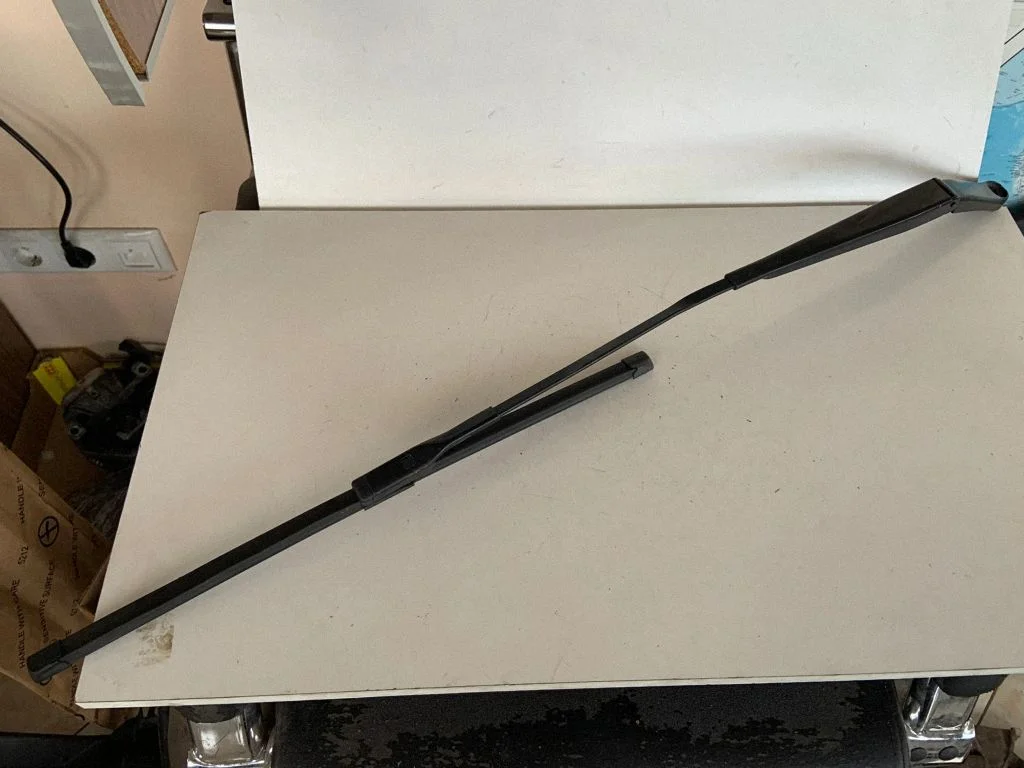 Front wiper blade arm 80C955407