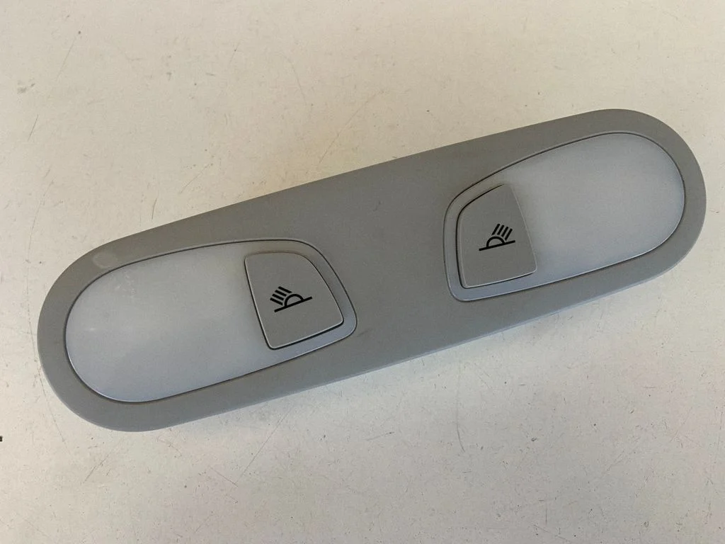 Rear seat light 4G0947111