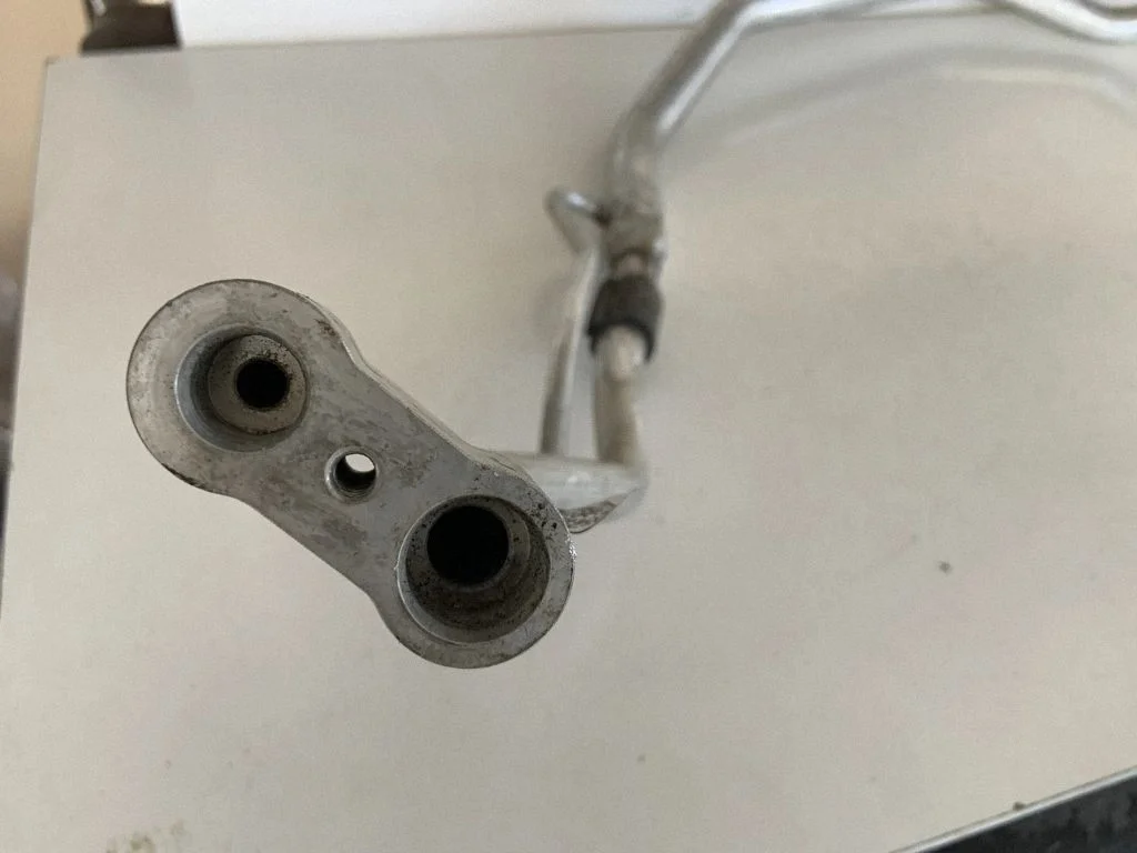 Air conditioning (A/C) pipe/hose 4M0816738N