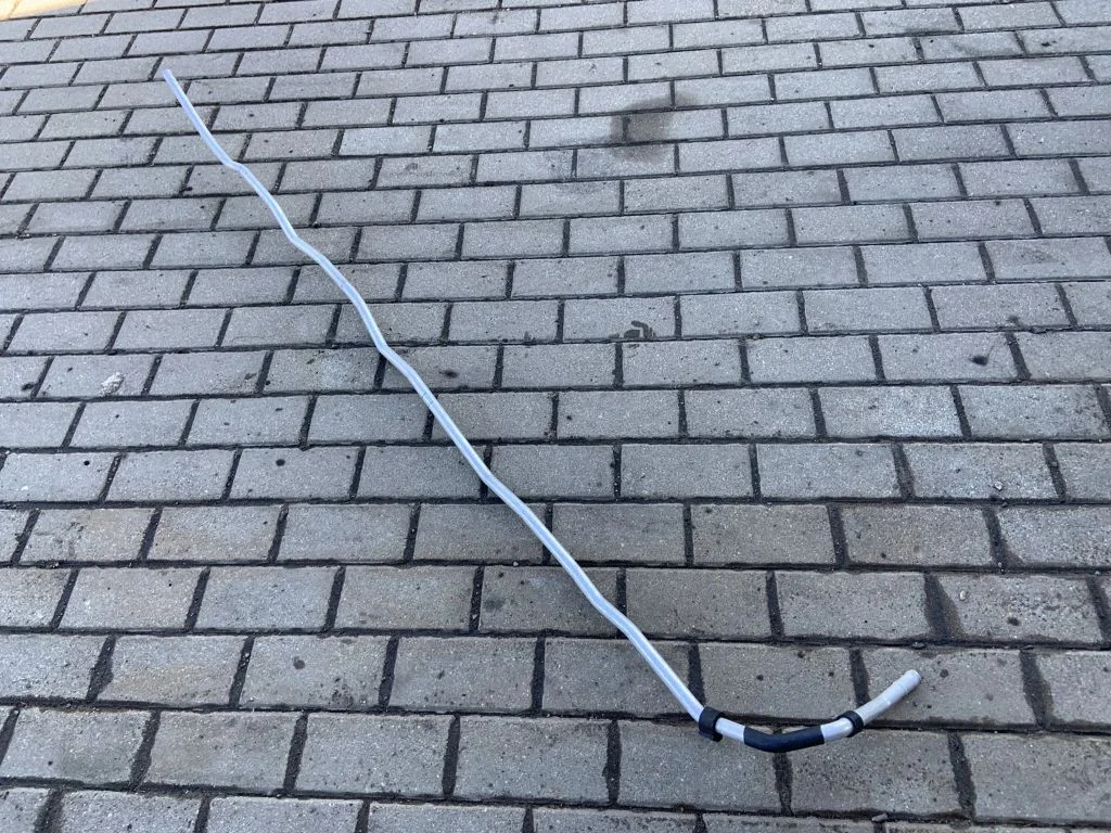 Variklio aušinimo vamzdelis (-ai)/ žarna (-os)