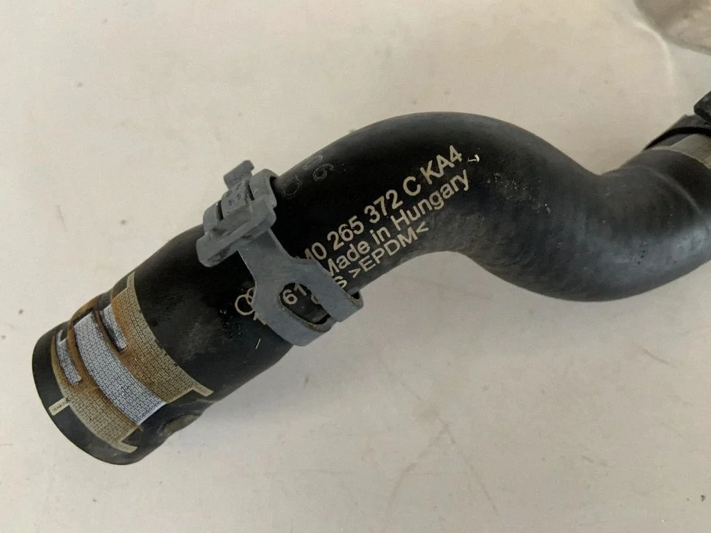 Engine coolant pipe/hose 4M0819857
