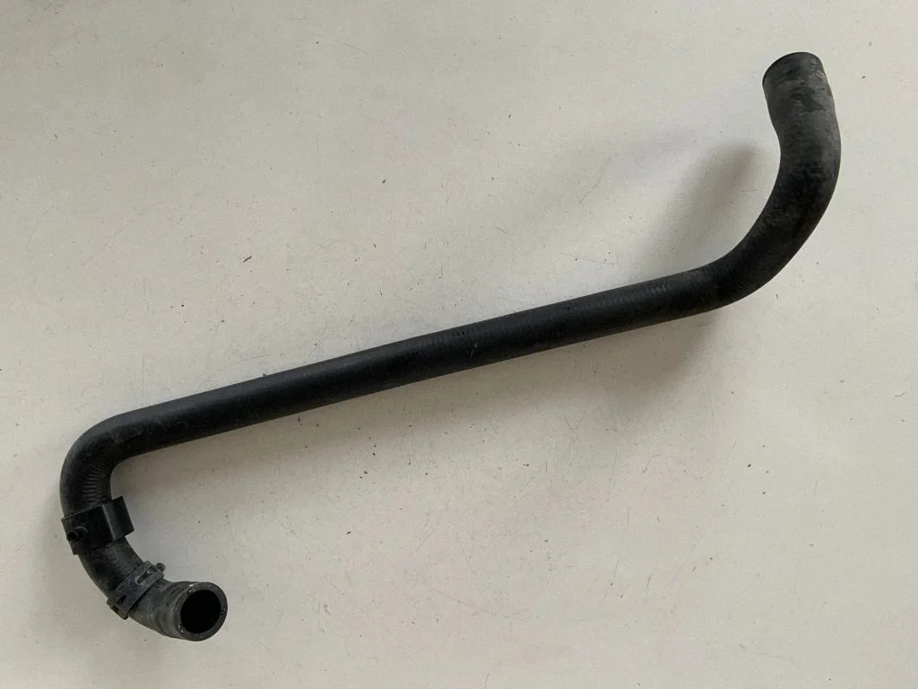 Engine coolant pipe/hose 4M0122902H