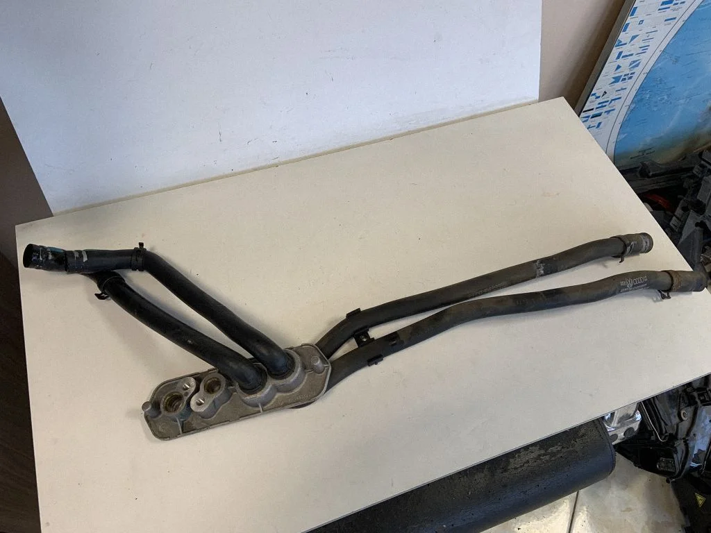 Engine coolant pipe/hose – Audi Q7 4L (2005-2015)