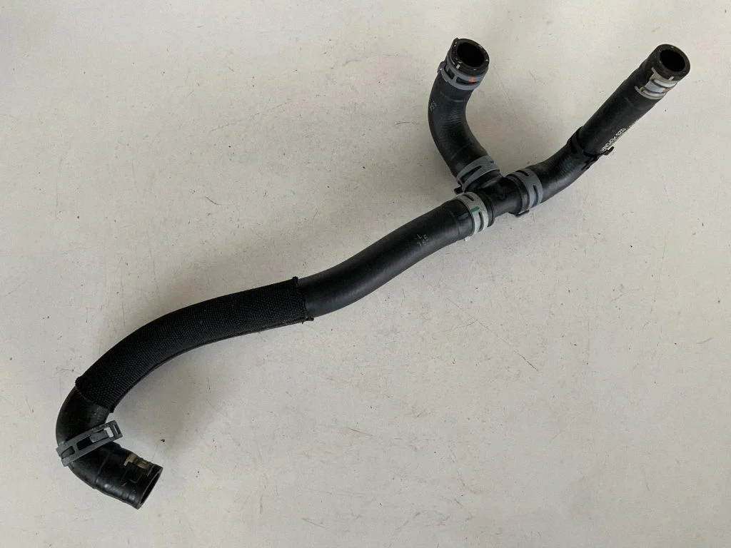 Mootori jahutusvedeliku toru / voolik 4M0819372BR