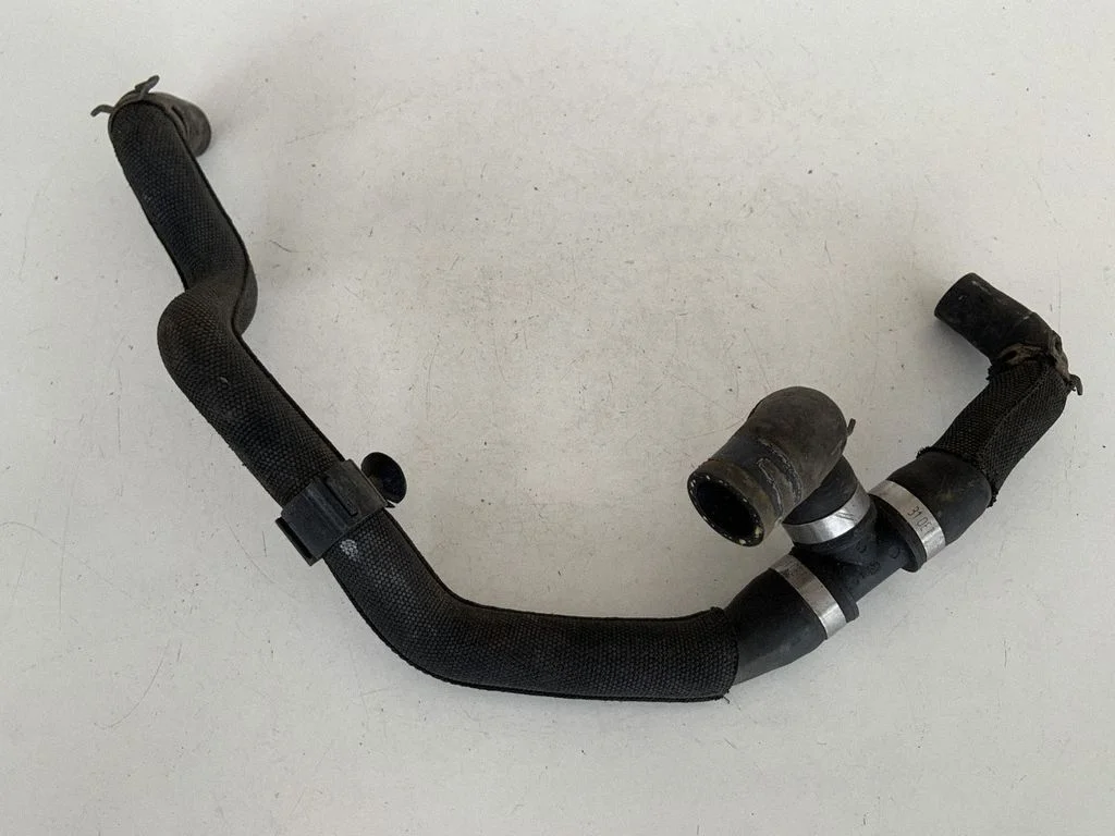 Engine coolant pipe/hose 8K0121086H