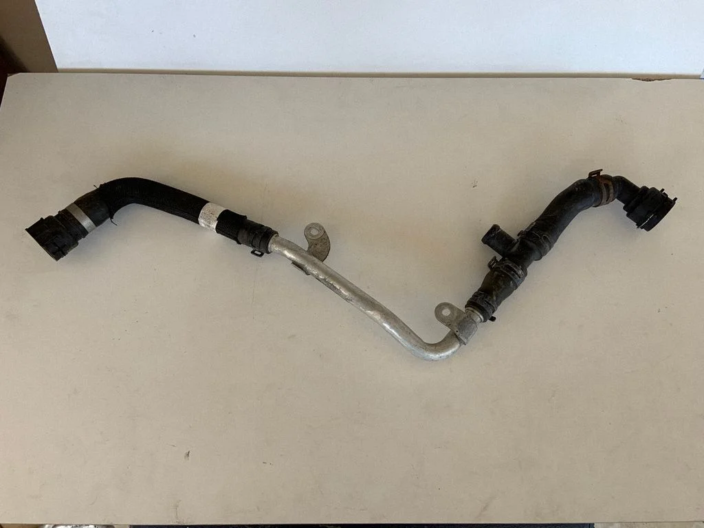 Engine coolant pipe/hose 4G0121071N