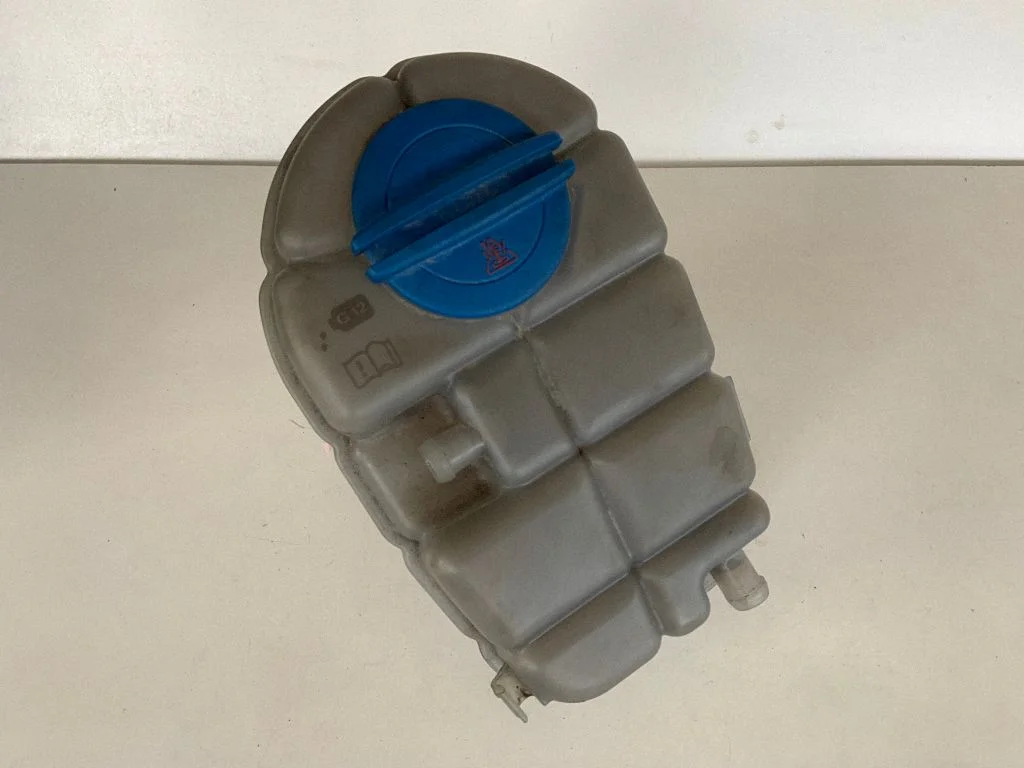Coolant expansion tank/reservoir 4G0121403G