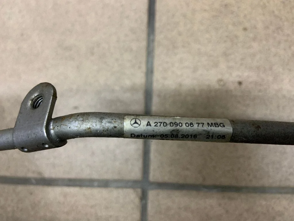 Turbo turbocharger oiling pipe/hose A2700900677