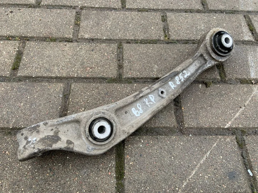Front lower control arm/wishbone 8K0407155C