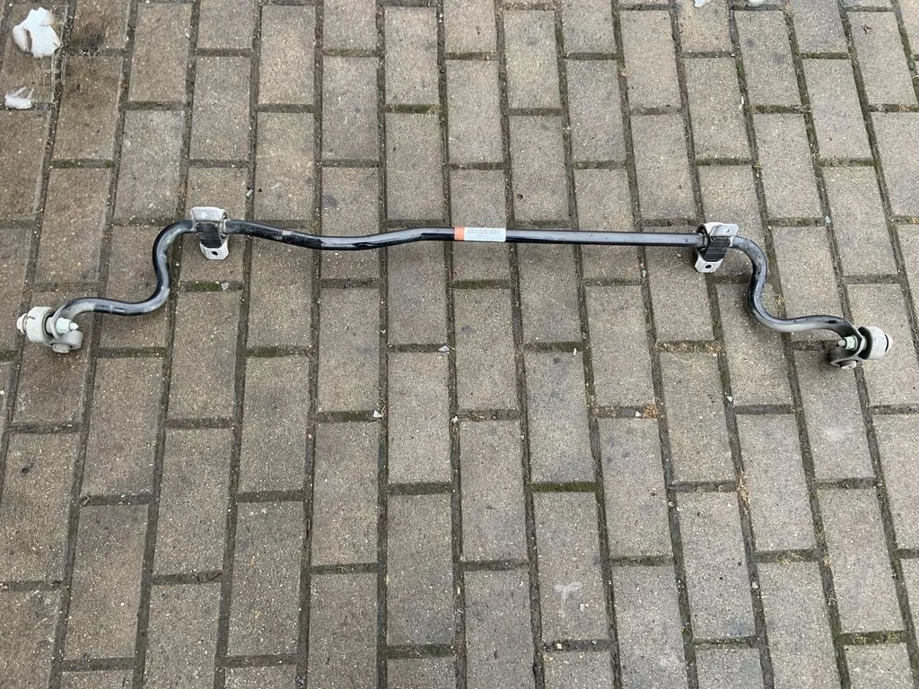 Tagumine stabilisaator 4G0511305M