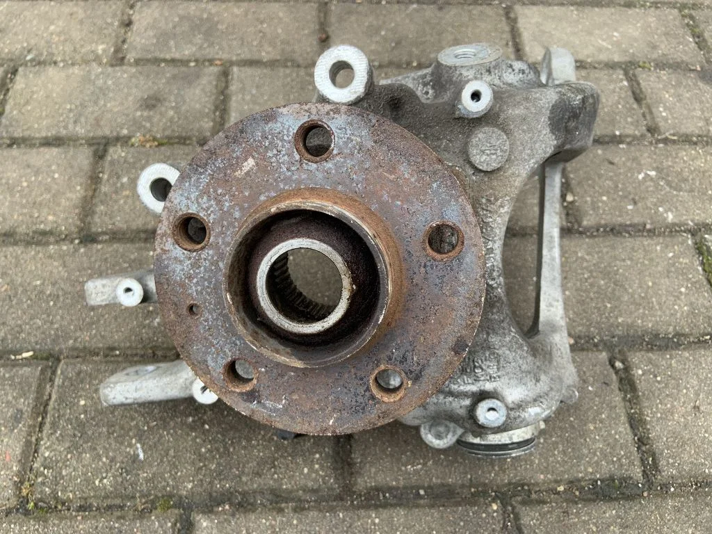 Rear wheel hub 8K0505432AR