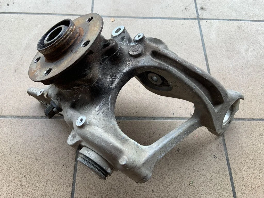 Rear wheel hub – Audi A7 S7 4G (2011-2017)