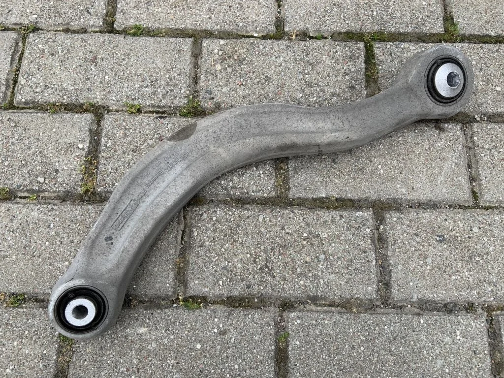 Rear control arm – Audi Q7 4M (2015-)