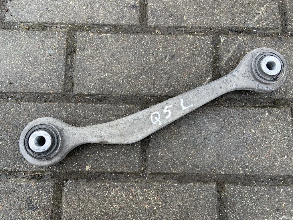 Rear control arm 8K0501529N