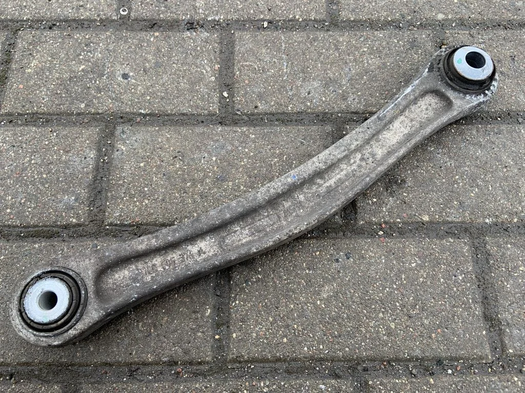 Rear control arm 7L0505376A