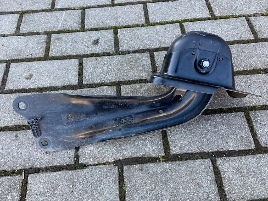 Rear upper control arm/wishbone – Audi A3 S3 8V (2013-2019)