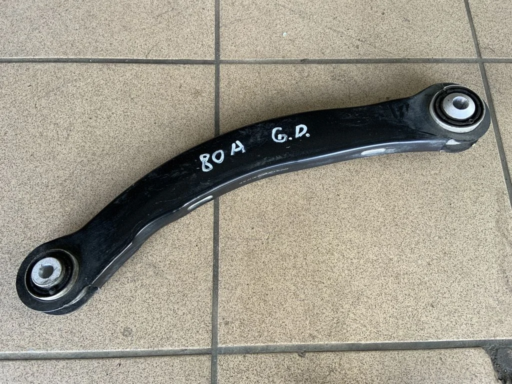 Tagumine ülemine õõtshoob 80A505398A