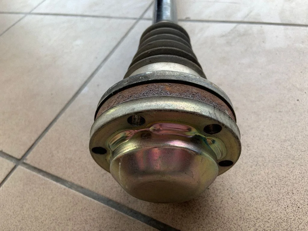 Rear driveshaft – Audi A7 S7 4G (2011-2017)