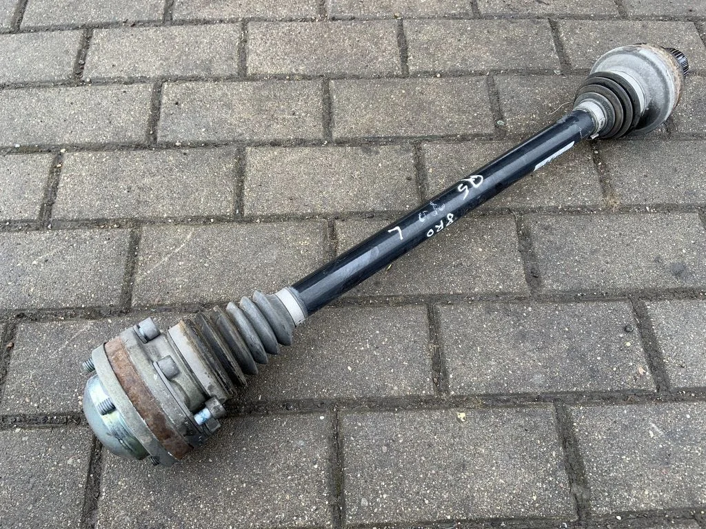 Rear driveshaft 8R0501203C