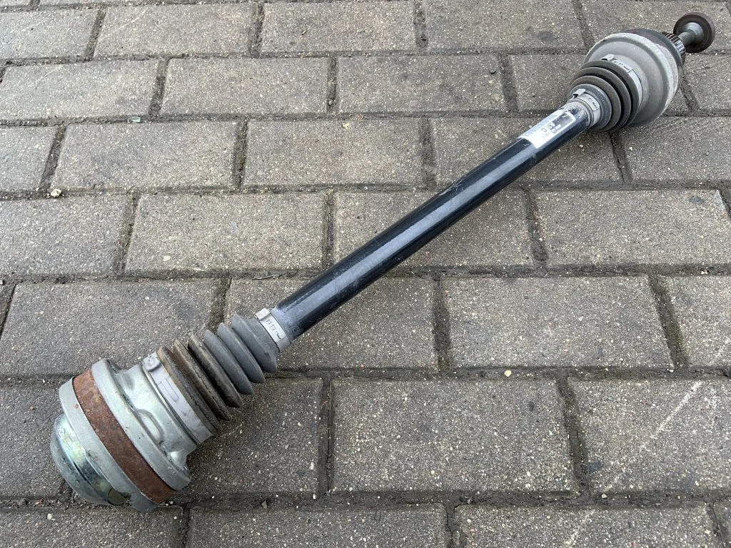 Rear driveshaft 8R0501203C