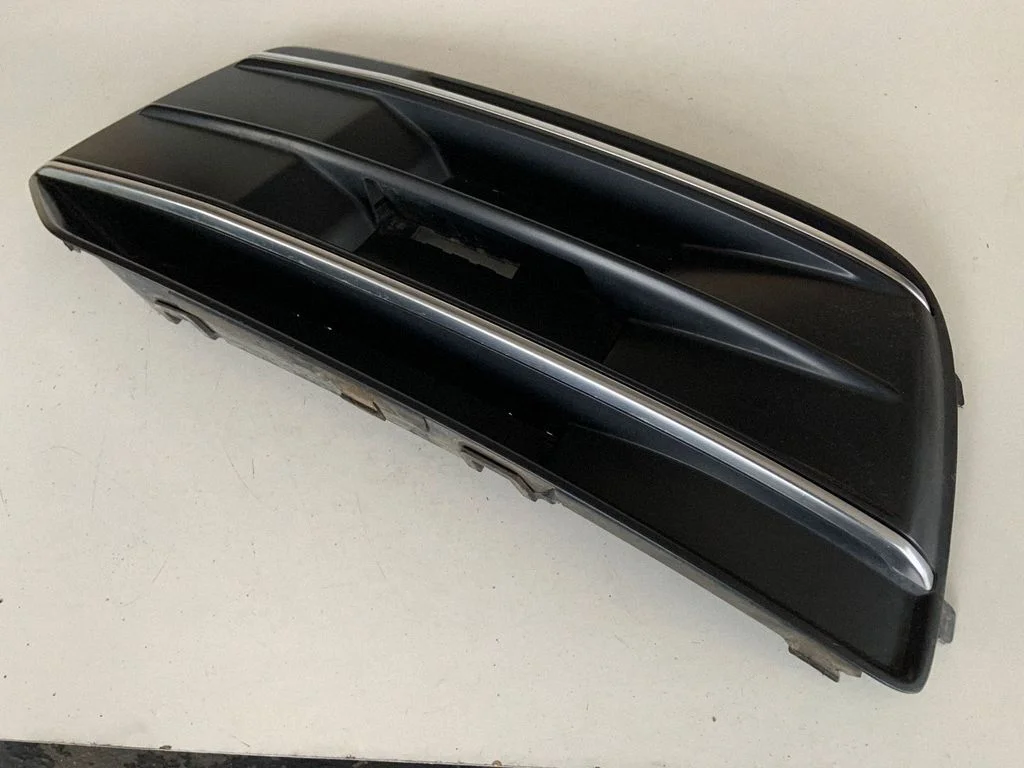 Esistange alumine võre (kolmeosaline) 80A807681B