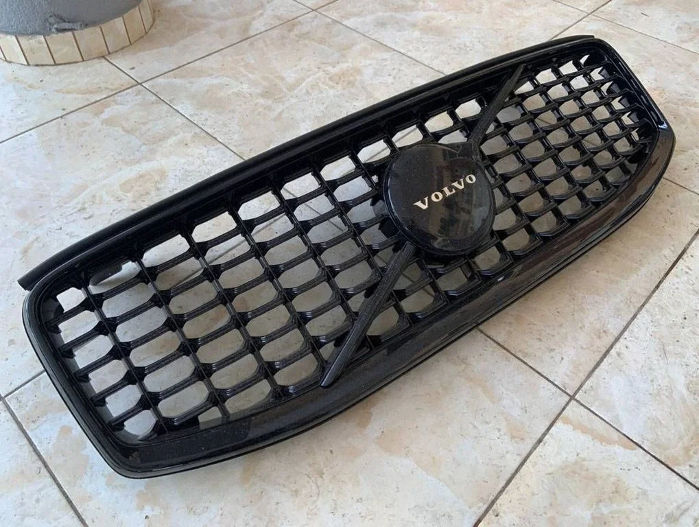 Atrapa górna (grill) – Volvo XC60 (2017-)