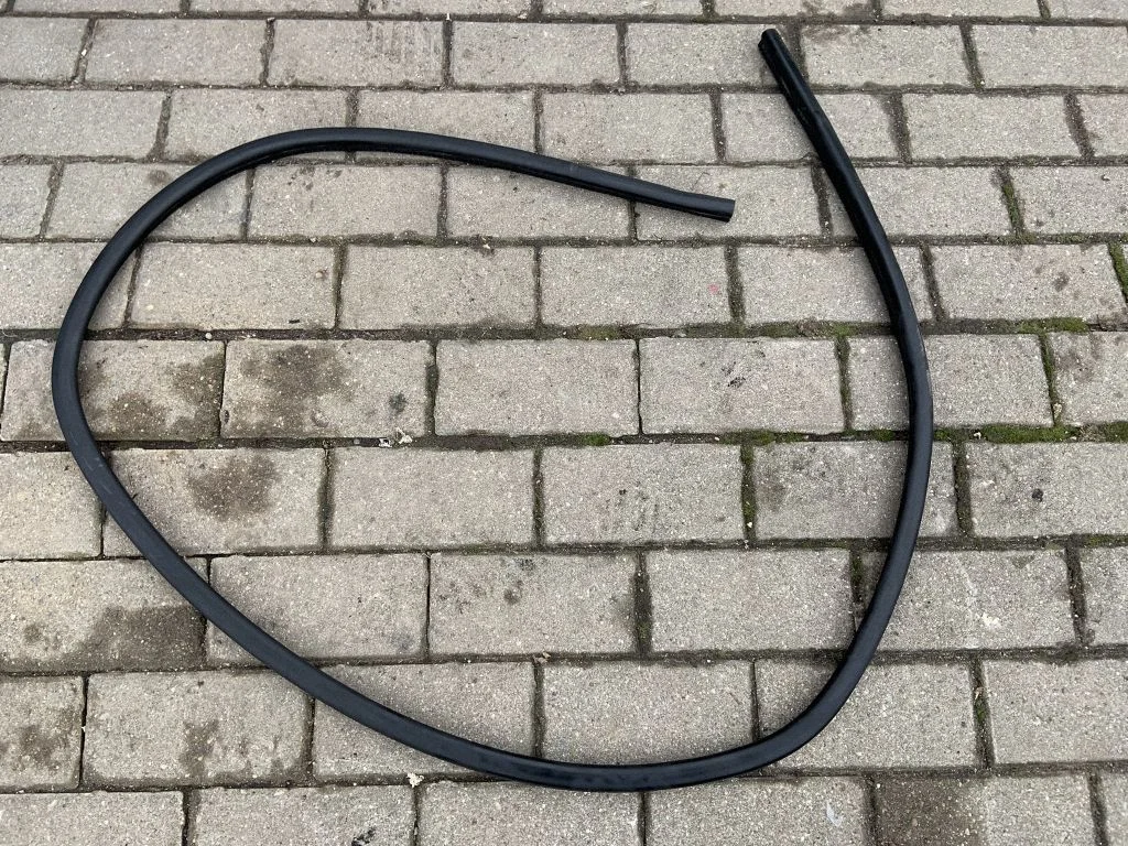 Guma variklio skyriaus