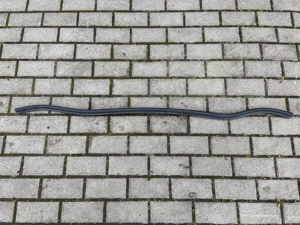 Guma variklio skyriaus