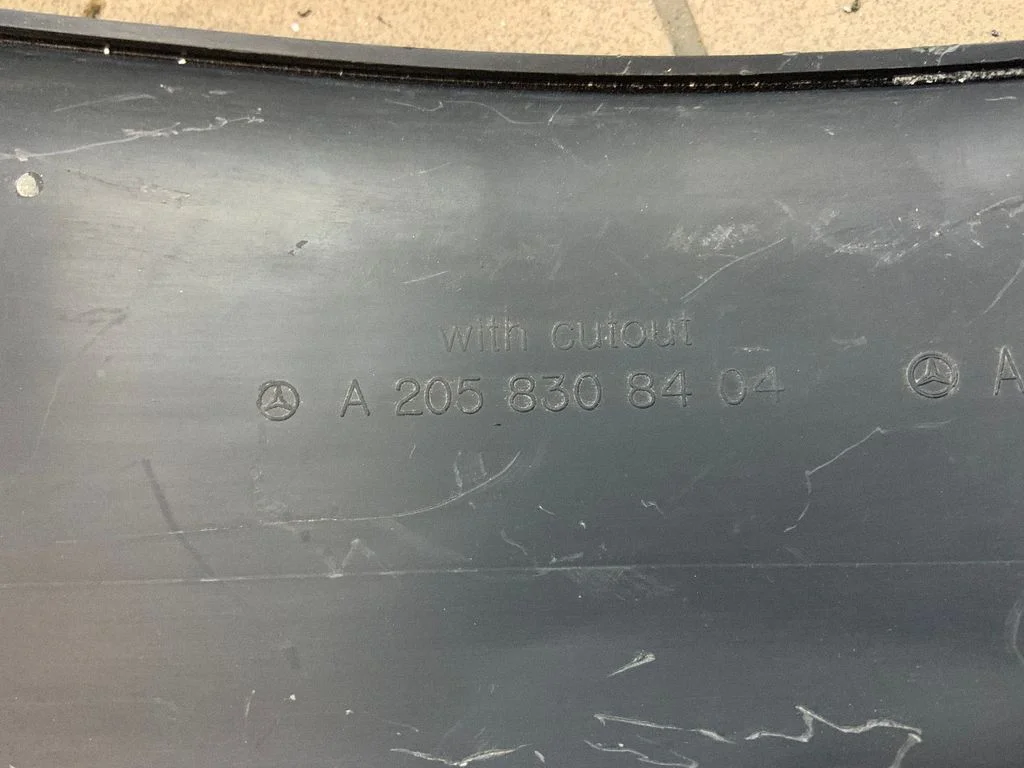 Wiper trim A2058308404