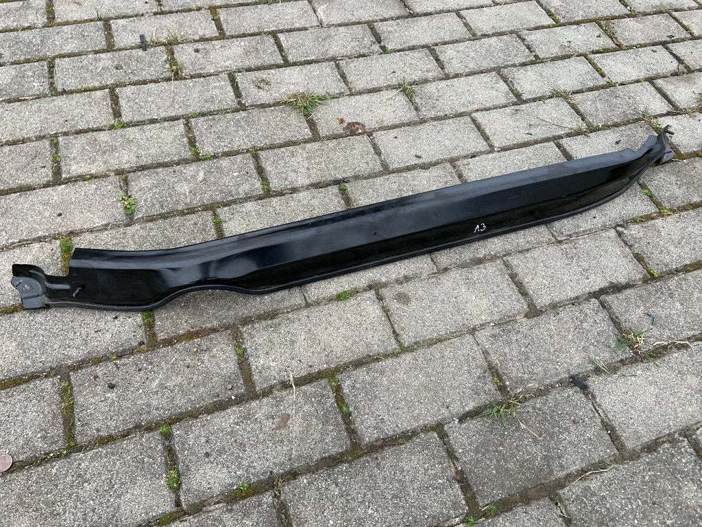 Wiper trim 8V0806239B