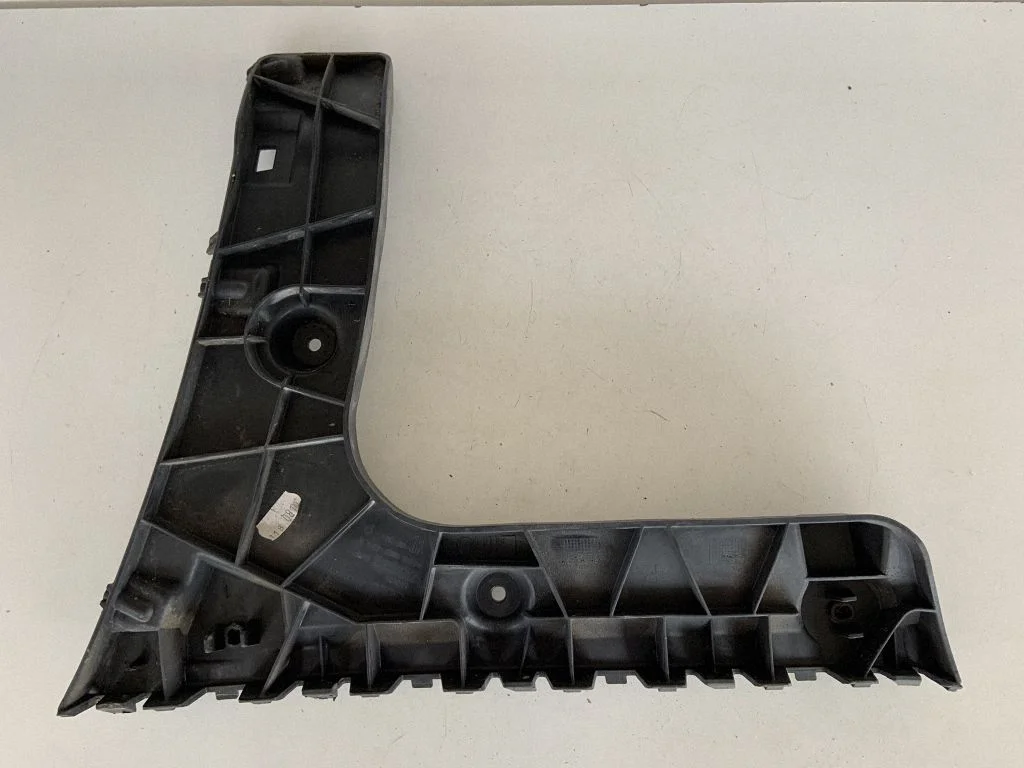 Rear bumper mounting bracket 4G5807454A