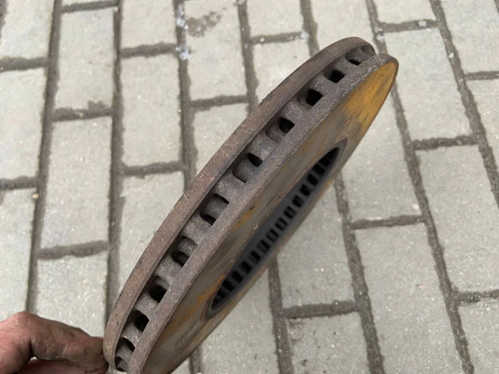 Front brake disc 8K0615301A